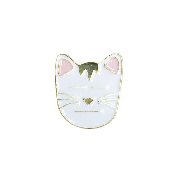 Resting Cat Face Pin